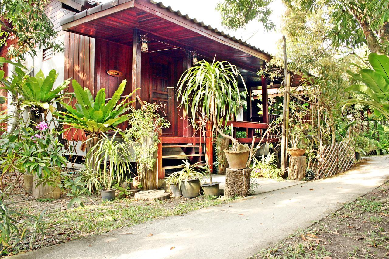 Baansuan Lychee Maeklong Resort Ampawa Amphawa Exterior photo